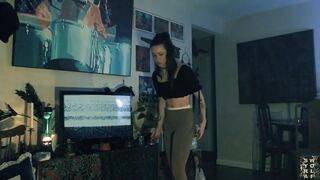 panty poop - brunette teen in trance