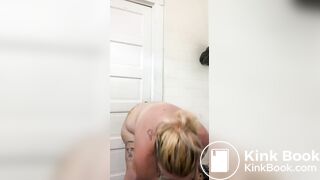 white girl twerk n shit