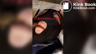 Lezdom scat - video 2