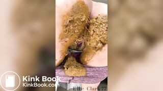 Latina shitty twerk 2