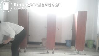 拉裤子了