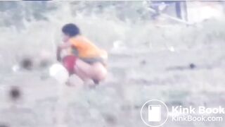 INDIAN Village LADY SHITTING ASS WASH