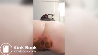 Quick toilet release