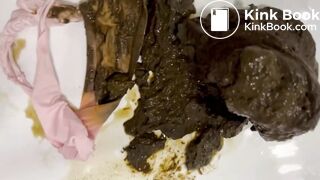 Pink panties overflowing with poop