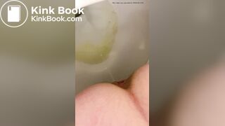 MILF drops a MASSIVE loge