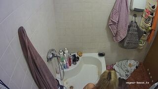 girl poop toilet - video 160