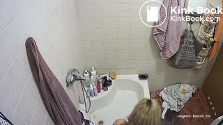 girl poop toilet - video 160