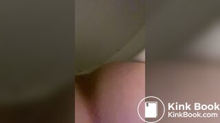 MILF drops a log