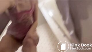 Pawg poops on toilet