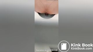 Voyeur girl caught pooping 2