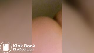 Milf drops a chunky poo