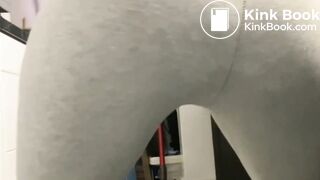 Sweatpants messing - video 2