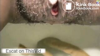 Cocoa farting and pooping in toilet