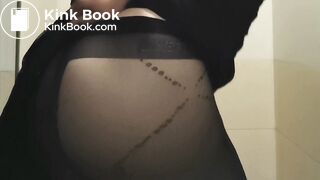 Girl almost made it to the toilet but pantypoop