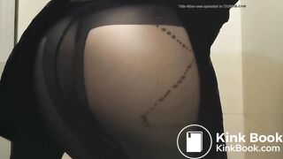 Girl almost made it to the toilet but pantypoop