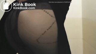 Girl almost made it to the toilet but pantypoop