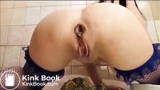 Girl poops - video 21