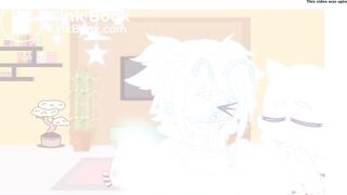 Cyan doesn't want to move, so she soils her diaper