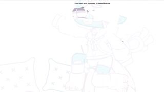 Cyan soils her diaper