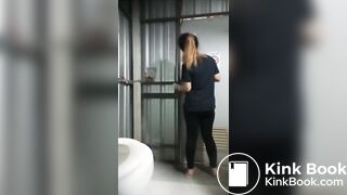 Thai pooping 2