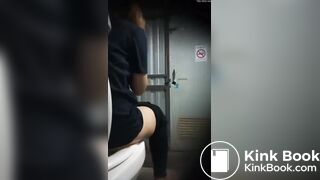 Thai pooping 2
