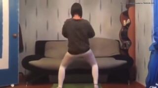 Young Girl Shakes Her Ass Until She Accidentally Sharts