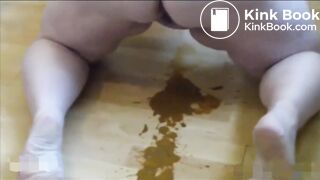 Chubby lady shits and pisses on floor in doggy style