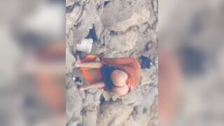 INDIAN SEXY ASS LADY OPEN SHITTING