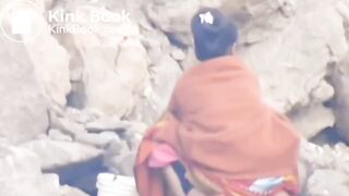 INDIAN SEXY ASS LADY OPEN SHITTING