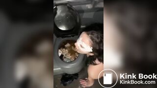porta potty scat slut