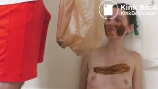 Teen Gets Rubbed And Fingered with shit