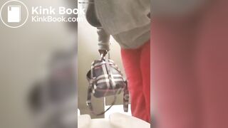 Big black ass diarrhea in public bathroom