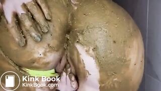 Dirty Betty shot smear in green panties