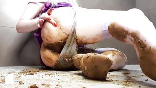 Messy poop play in gray panties
