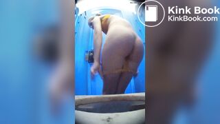 porn girl shits but doesn't wipe her as