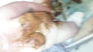 BBW Filling Panties With Shit