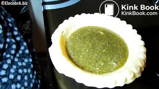 Hot blonde and her shitty cakes