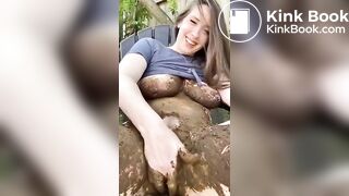 Outdoor diaper scat..