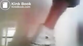 拉稀，没有公德