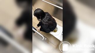 Overstall voyeur poop PT 1