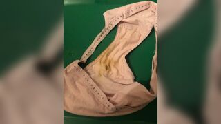 Couldn’t hold her mess before filming