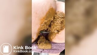 wonderful slow motion view of a dirty female ass