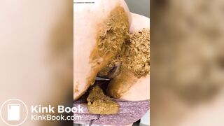 wonderful slow motion view of a dirty female ass