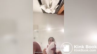 Sexy girl with plug want to poop