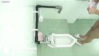 japanese girl pooping - video 37