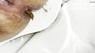 pee, diarrhea and fart