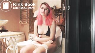 Pink haired girl pooping 1