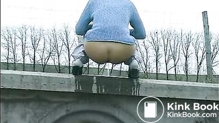 Beautiful Czech girl pee and poop 835