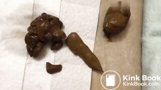 girl shitting in the toilet - video 2