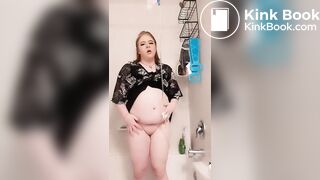bbw taking enema and pooping